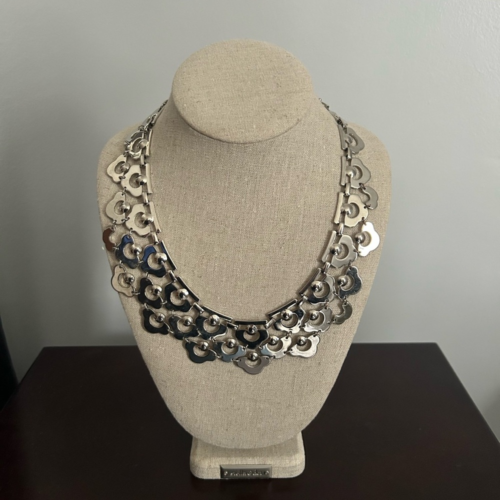 Elegant Silver Necklace